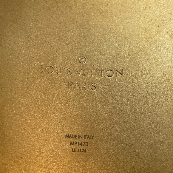 Louis Vuitton "My Epi" Cuff Bracelet - Picture 8 of 9